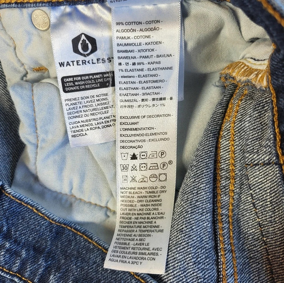 SOLD Levi's 501 Distressed Hem Button Fly High Waisted Shorts Whiskered - Picture 7 of 12